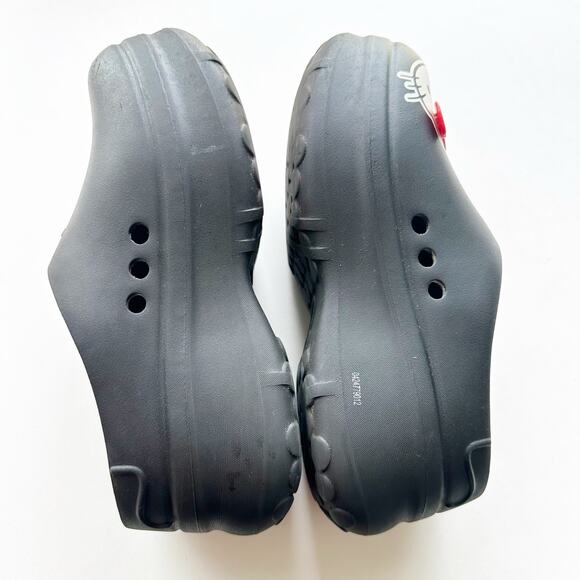 Adidas Size 7 Hello Kitty Clogs Black Red Bow Sanrio Collab Slip On Shoes - Picture 6 of 9